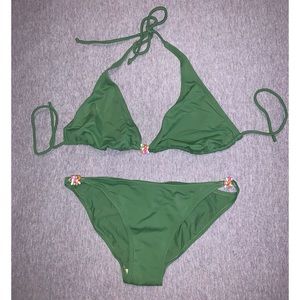 Green Bikini 🌴